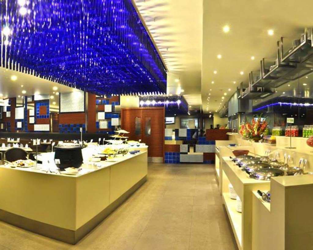 فندق Vijayawādaفي  فندق كواليتي دي في مانور المطعم الصورة