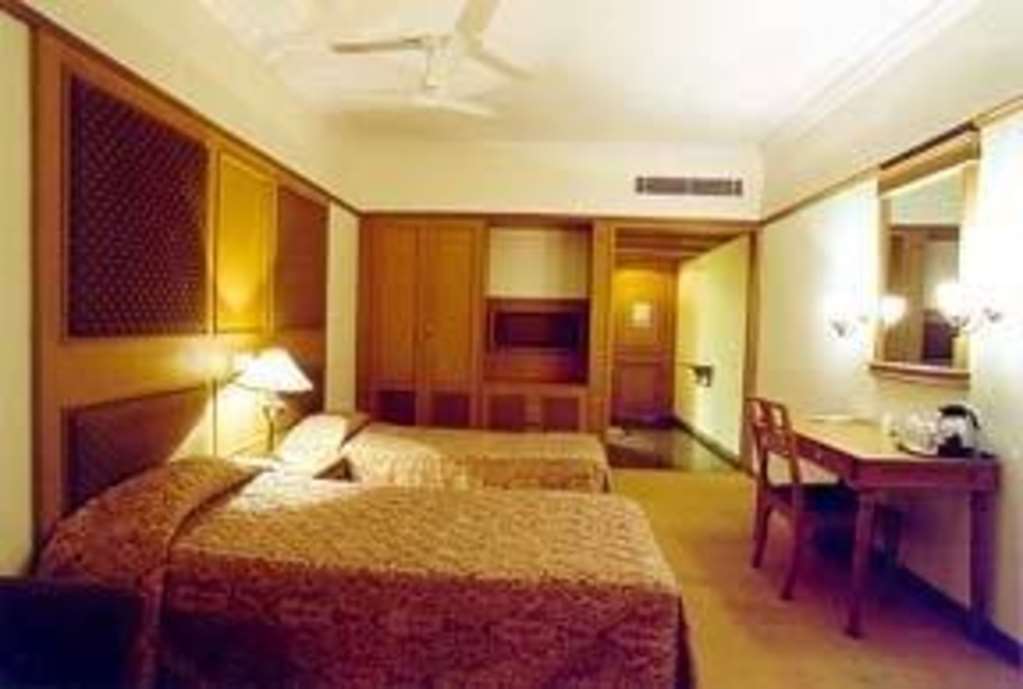فندق Vijayawādaفي  فندق كواليتي دي في مانور الغرفة الصورة